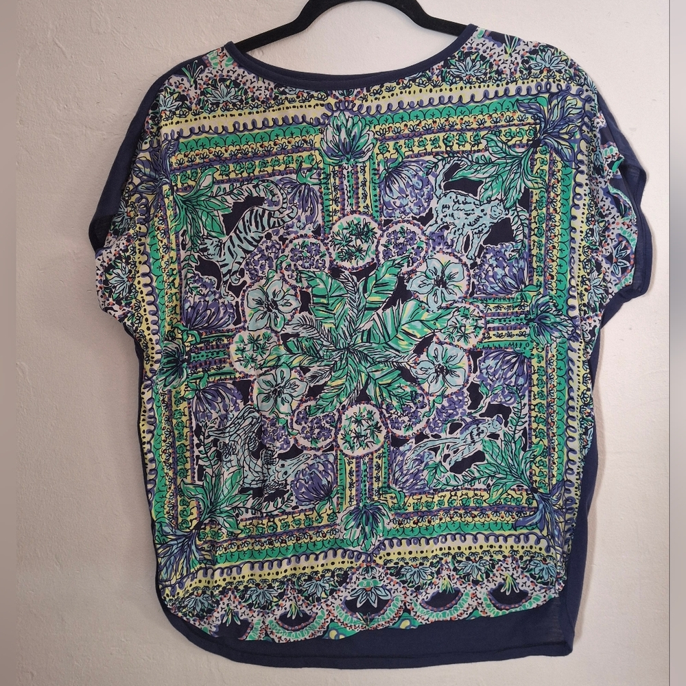 Lilly Pulitzer Navy and Green Short Sleeve Top Size XS/S.